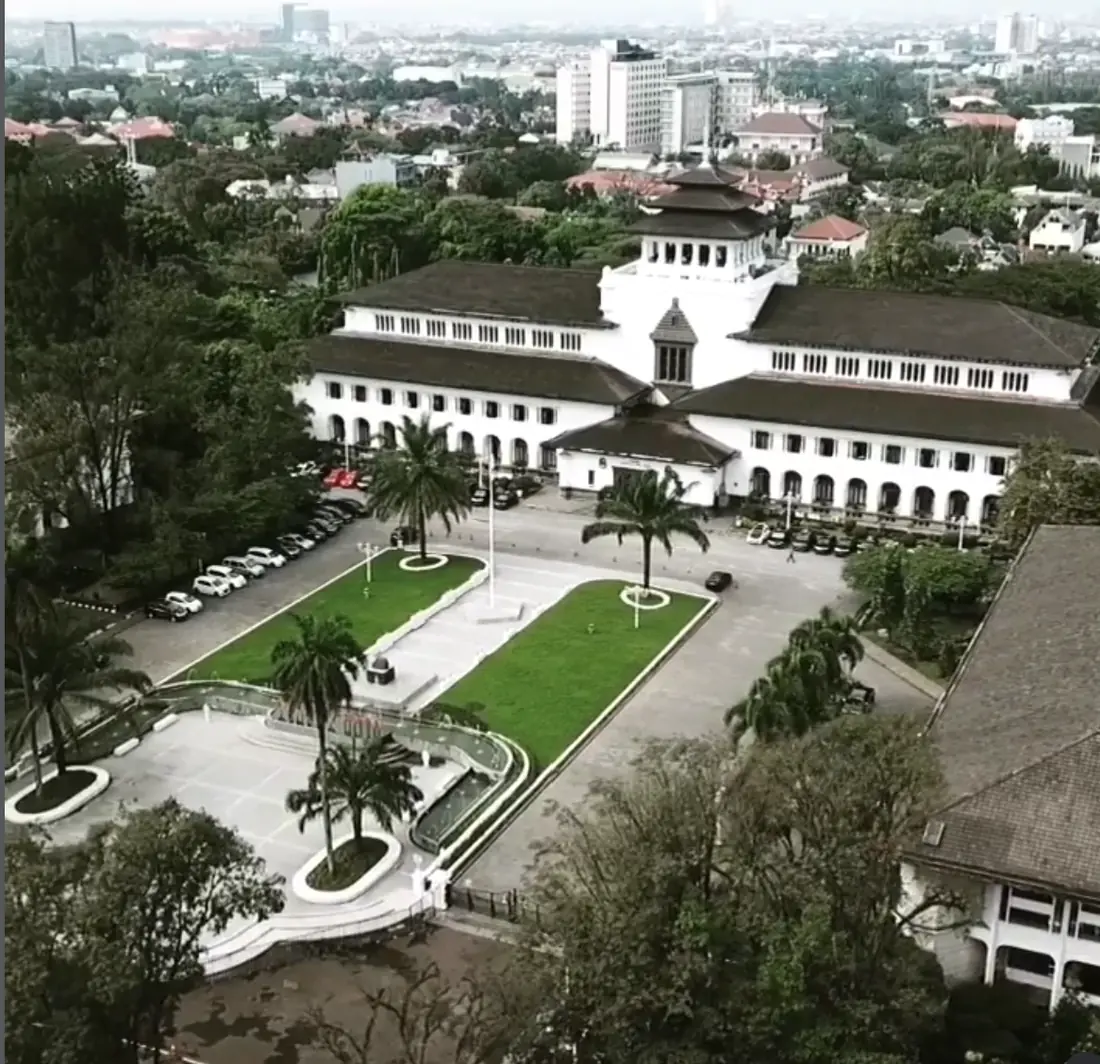 Dokumentasi udara Gedung Sate